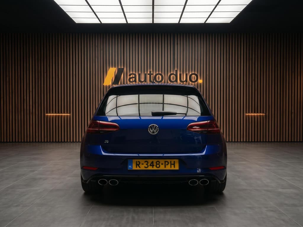 Volkswagen Golf 2.0 TSI 4Motion R — foto 13