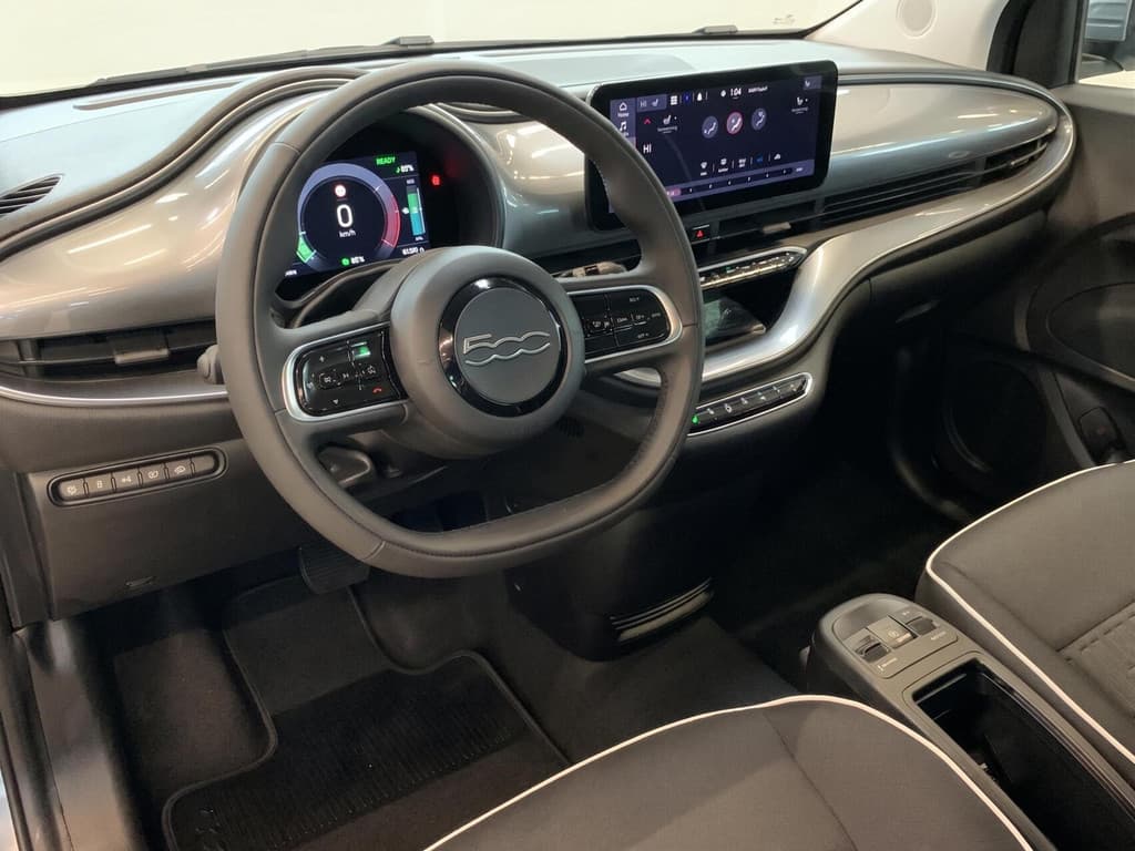 Fiat 500e e 42 kWh BTW — foto 2